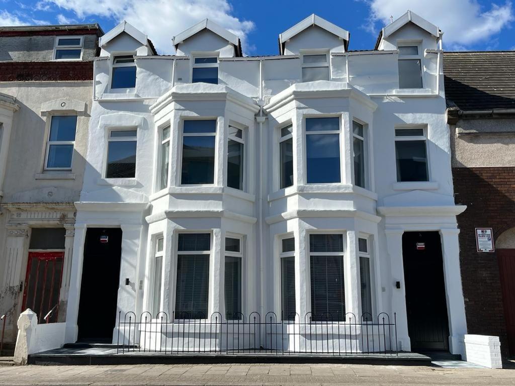 The White House Vegas Suites Blackpool Exterior foto